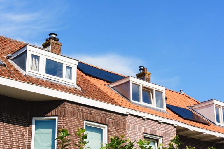Dakrenovatie in Sneek